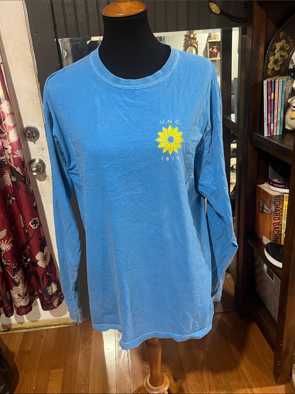 Comfort Colors Carolina Blue Long Sleeve Tee with Yellow Daisy Graphic UNG